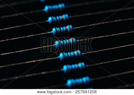 Many New Resistors Stay Together In Close-ups
