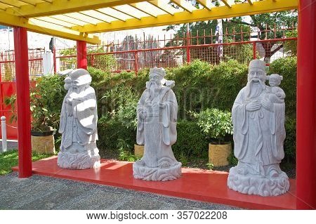 Bulacan, Ph - Oct. 16: Cherubin Gardens Wise Men Statues On October 16, 2015 In Meycauayan, Bulacan,