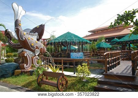 Bulacan, Ph - Oct. 16: Cherubin Gardens Fish Pond On October 16, 2015 In Meycauayan, Bulacan, Philip