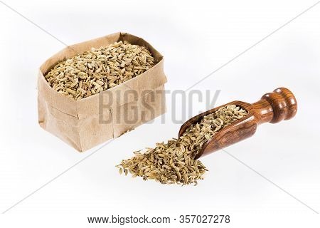 Foeniculum Vulgare - Fennel Seeds In Paper Bag