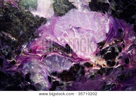 charoit raro minerale, naturale, lucido