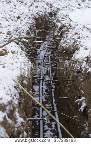 Trenching Electrical Cables In Difficult Winter Conditions