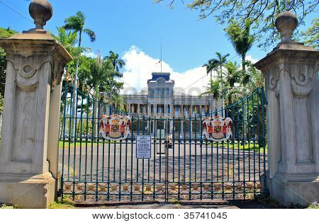 Iolani Palace