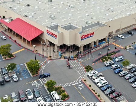 Special Lines For Shoppers At Costco During Covid-19 Pandemic. Coronavirus Virus And Panic Buying Co