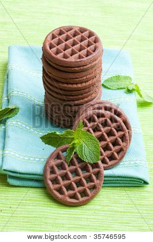 Schokolade Cookies und grüner Minze
