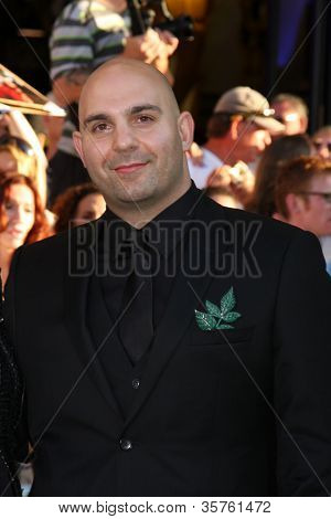 Los Angeles aug 6: Ahmet Zappa Ankunft bei der Weltpremiere des ungeraden Lebens von Timothy grün? 