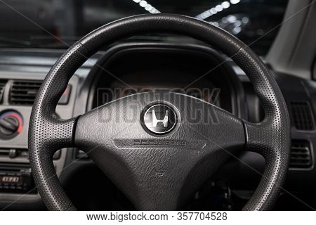 Honda Capa-  Car Interior - Dashboard, Player, Steering Wheel With Logo And Buttons, Speedometer And