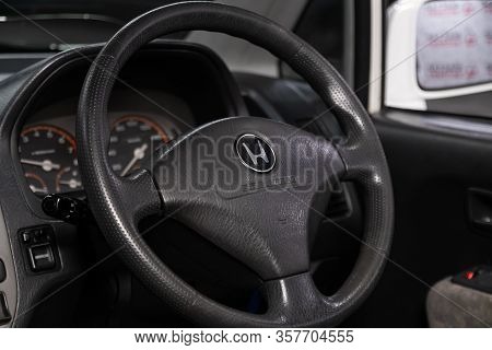 Honda Capa- - Steering Wheel, Shift Lever, Multimedia  Systeme, Driver Seats And Dashboard. Novosibi