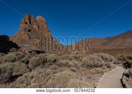 View Of Roques De García Unique Rock Formatio, Teide National Park, Tenerife, Canary Islands, Spain