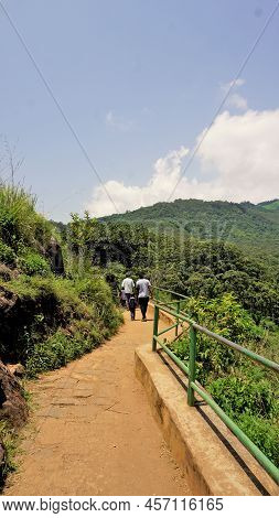 Tourists Hiking In Ooty To Enjoy The Sightseeing Place Needle Rock View Point Or Suicide Point. Best