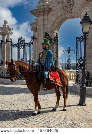 Budapest Hungary 20.03.2022 Hungarian Cavalryman Honorary Guard Of The Palace.