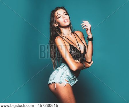 Sexy Girl In The Bra. Young Girl In Lingerie.
