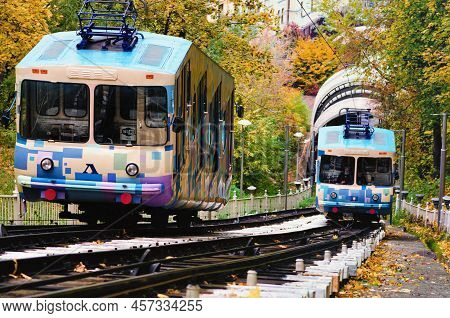 Kyiv, Ukraine-october 17,2021:beautiful Landscape Photo Of Funicular On Autumn Day. It Connects Hist