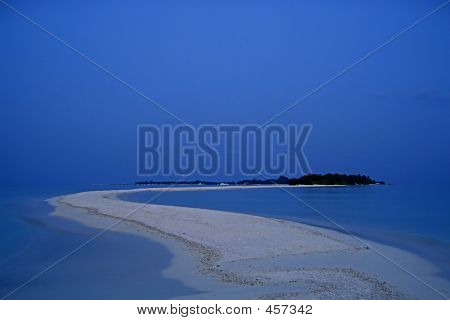 Wieczorem na wyspie na Oceanie Indyjskim