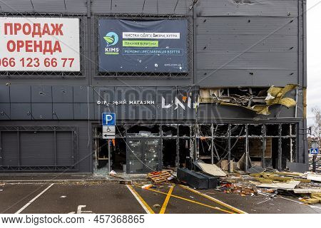 Hostomel, Kyev Region Ukraine - 09.04.2022: Outside The Store, Which Was Bombed, Was Looted By Russi