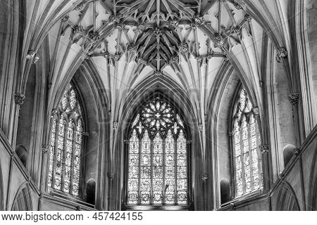 Tewkesbury.gloucestershire.united Kingdom.june 2nd 2022.view Of The Ceiling In The Quire Inside Tewk