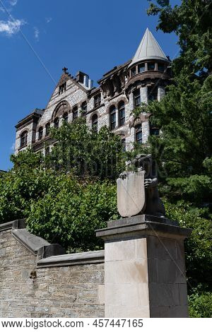 Princeton, Nj - June 19 2022:  Academic Building On The Campus Of Princeton University