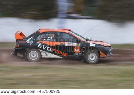 Kocaeli, Turkey - December 26, 2021: Bugra Can Kilic Drives Mitsubishi Lancer Evo Ix Of Evofone Rall