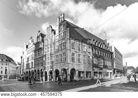 Muenster, Germany - April 30, 2022: Scenic View To Facade Of Old Historic Houses In Panoramic View A