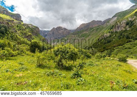 Views Of The Mountains Of The Ripera Valley In The Pyrenees In Panticosa. Huesca