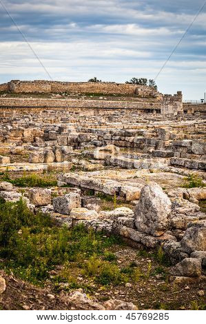 Akropolis