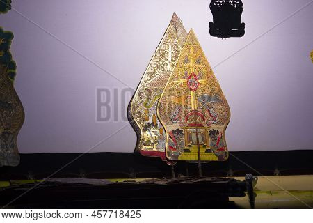 Wayang Kulit Or Shadow Puppets From Java, Indonesia Puppet Show By Dalang Or Puppeteer . Wayang Made