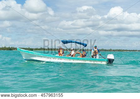Felipe Carrillo Puerto, Quintana Roo, Mexico - February 05.2022 Tourists In Life Jackets During A Bo