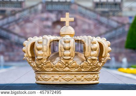 Crown Of King Of Sweden - Golden Decoration Of The Fence At Royal Palace In Stockholm