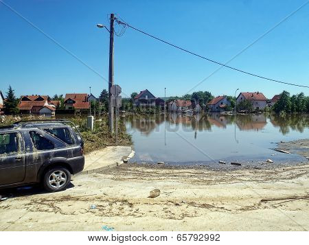 OBRENOVAC  SERBIA - MAY - FLOODS