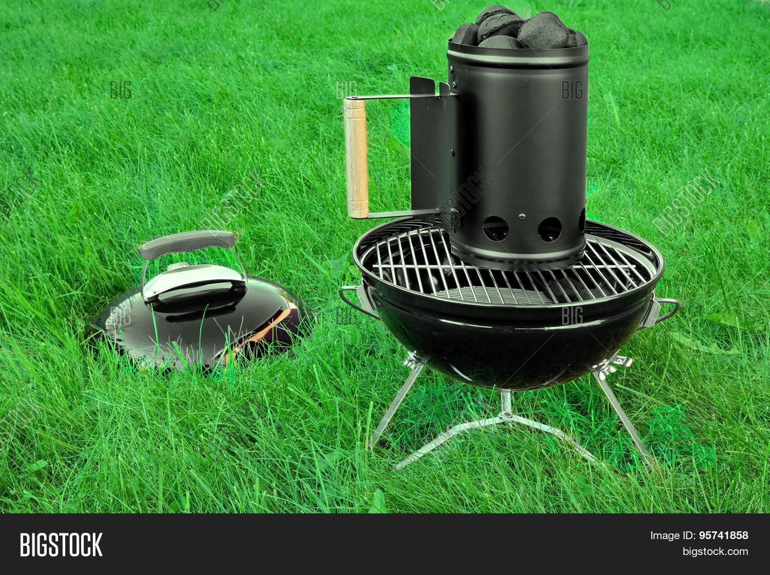 Bbq Kettle Grill Image & Photo (Free Trial) Bigstock