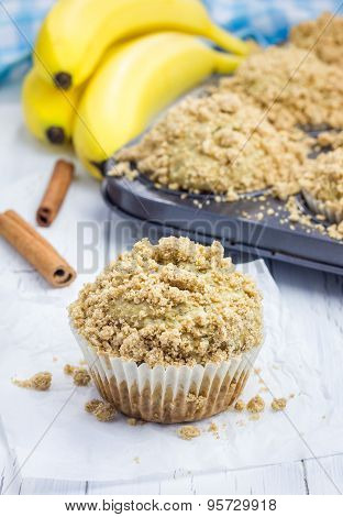 Delicious Homemade Cinnamon Banana Muffins With Streusel