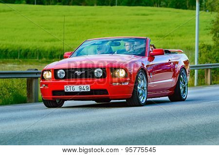 Ford Mustang 2005 Red