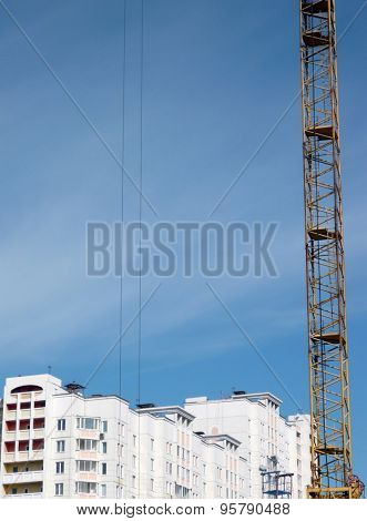House Develop With Crane