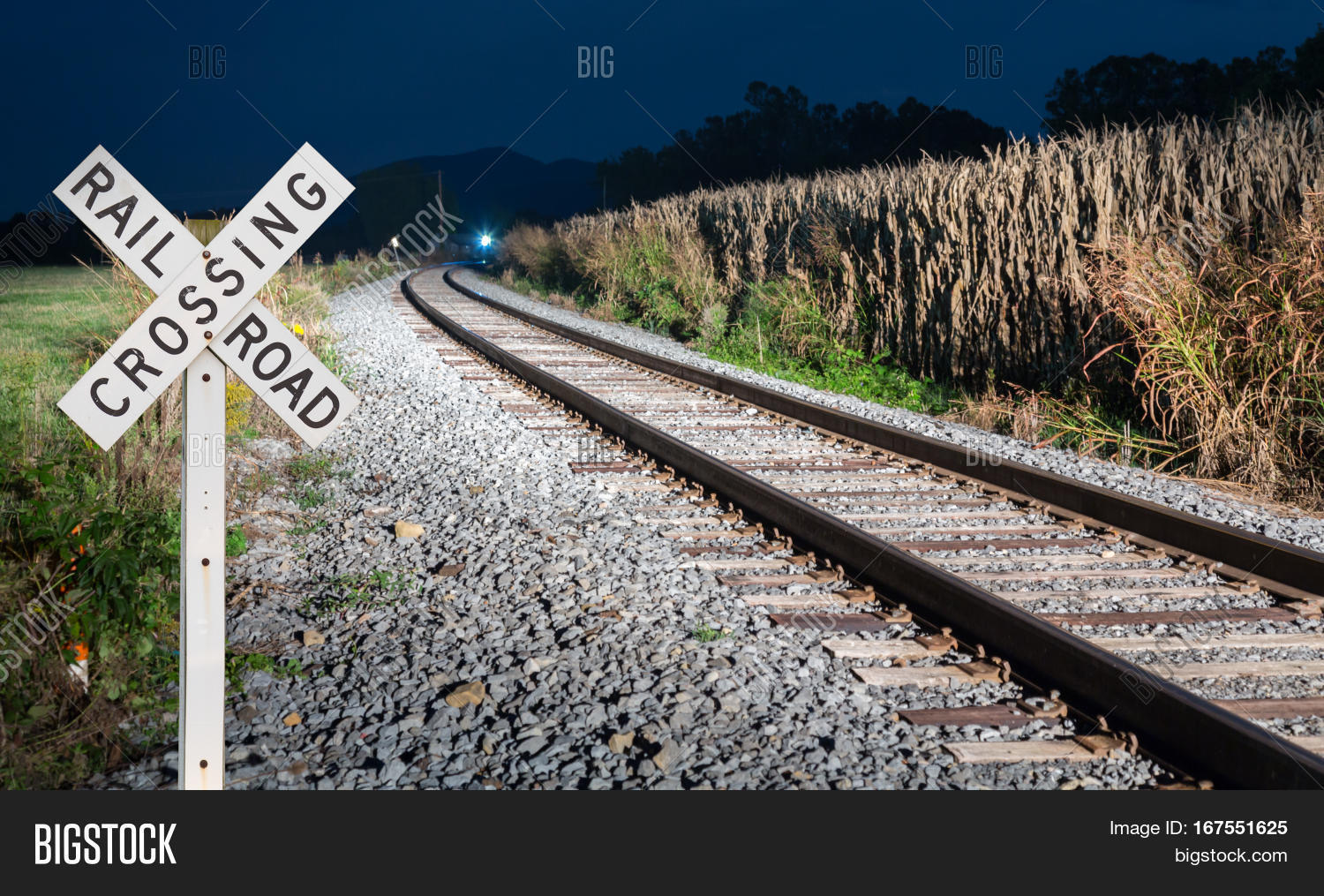 след поезда какой