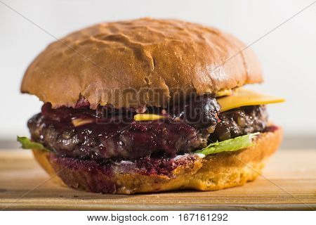 Crafting A Burger On The Supply Board