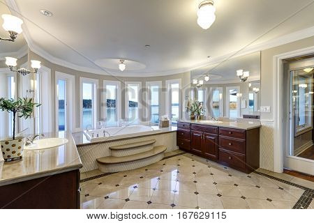 Luxurious Master Bath Boasts Jetted Tub
