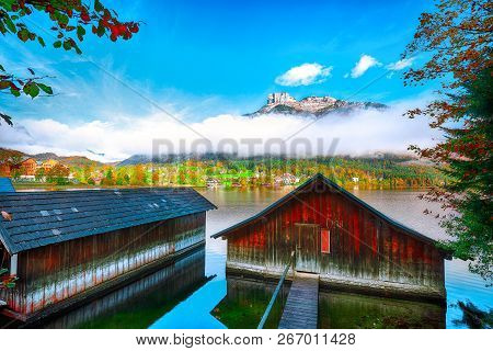 Misty And Sunny Morning On Altaussee Village. Sunny Autumn Scene In The Morning. Location: Resort Vi