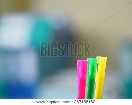 Closeup Pink Green Yellow Three Pen Maker Highlight