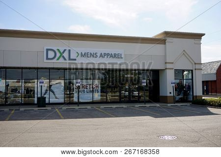 Naperville, Illinois / United States - October 5, 2017: One May Buy Clothing For Men At Dxl Mens App