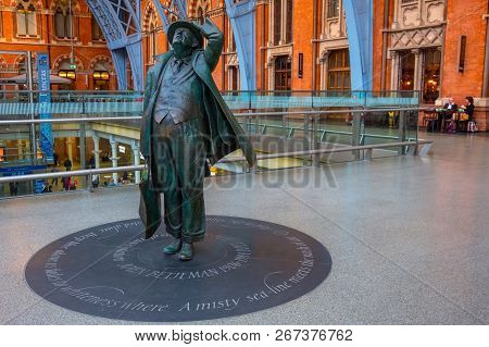 London, Uk - May 14 2018: The Betjeman Statue Of Sir John Betjeman The Man Who Save St. Pancras Stat