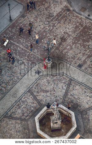 Lviv, Ukraine - November 6, 2018. Mphitrite Fountain On Market Square In Lviv. Top View