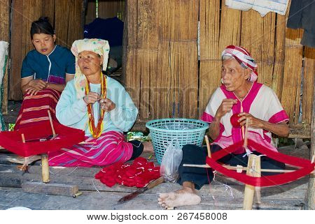 Doi Inthanon, Thailand - November 14, 2008: Unidentified Senior People Of The White Karen Hill Tribe
