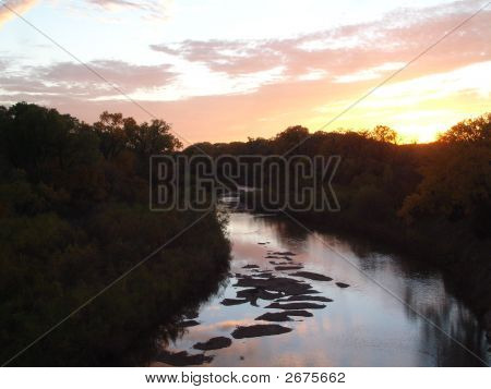 Tramonto colorato Creek