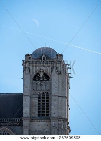 Le Mans Cathedral, In The French West.