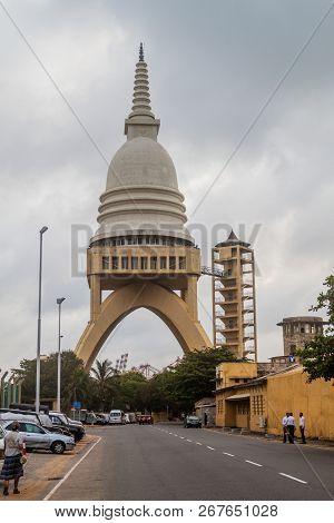 Colombo, Sri Lanka - July 26, 2016: Sambodhi Chaithya Buddha Jayanthi Chaithya Stupa In Colombo.