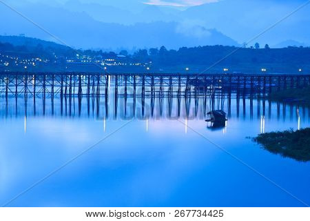 Longest Wooden Bridge, Mon Bridge Sangklaburi, Thailand