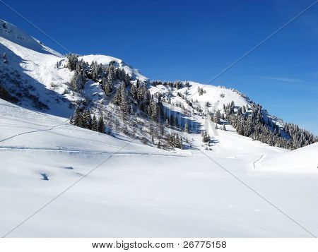 Zima ve švýcarských Alpách (Flumserberg, St.Gallen, Švýcarsko)