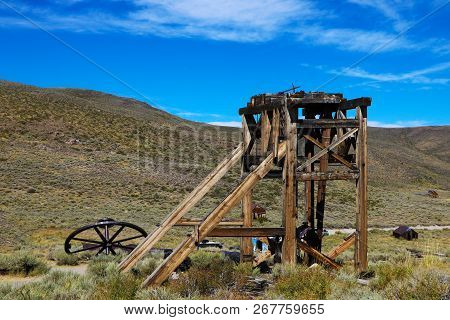 Head Frame, Bodie Ghost Town, Ca, Usa