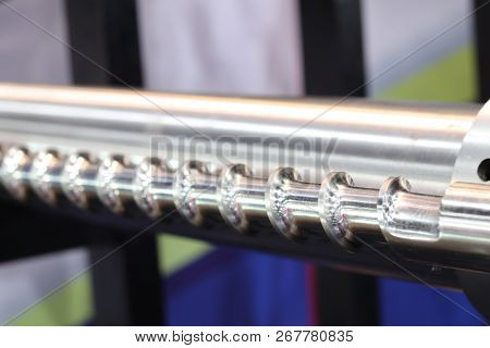 Screw Press Parts For Plastic Injection Machine ; Selective Focus