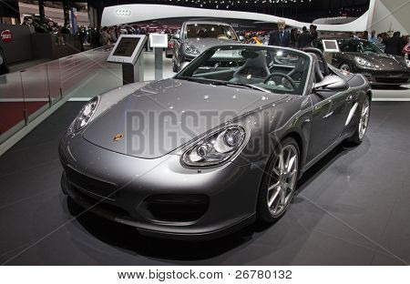 Ženeva - březen 8: The Porsche Spyder na displeji na 81 International Motor Show Palexpo-Ženeva 